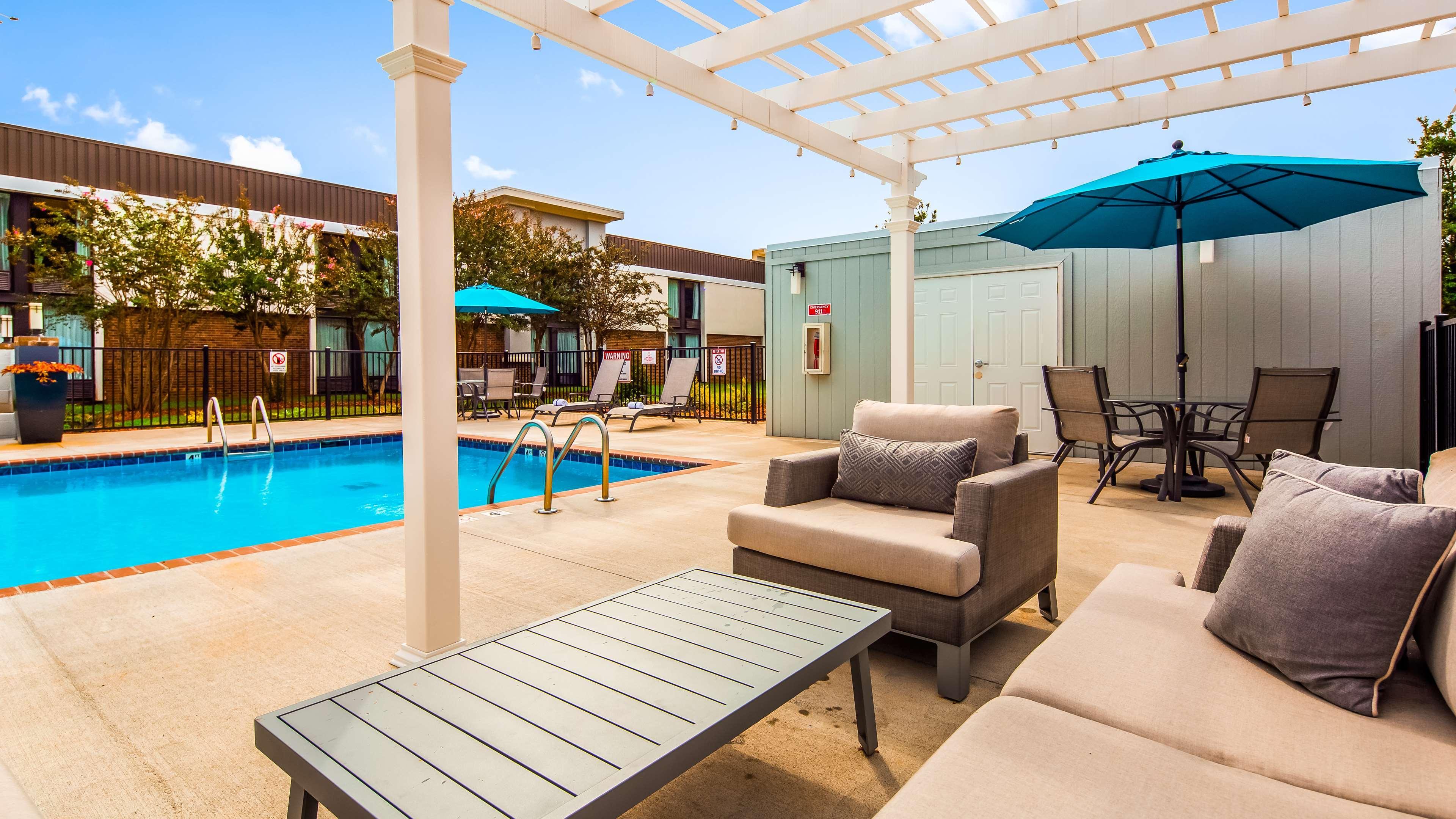 Best Western Plus Yadkin Valley Inn & Suites Jonesville Εξωτερικό φωτογραφία